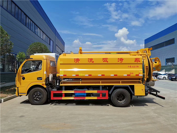 國六東風多利卡8方清洗吸污車