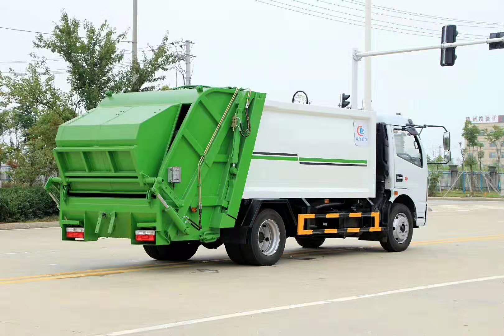 國(guó)六東風(fēng)多利卡12方壓縮垃圾車
