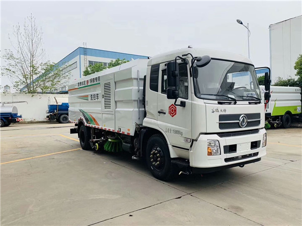 國六東風(fēng)天錦洗掃掃路車