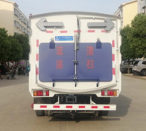 程力威牌CLW5070TSLJ6掃路車