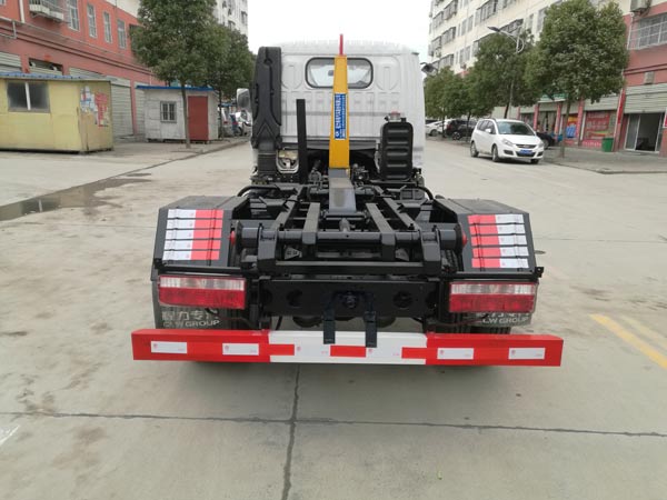 程力威牌CLW5040ZXXE6車廂可卸式垃圾車