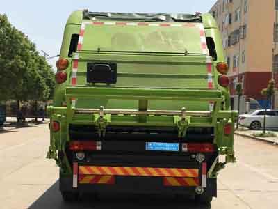 程力威牌CLW5180ZYSC6壓縮式垃圾車