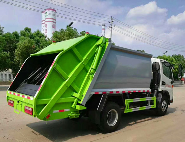 國六江淮壓縮式垃圾車（5-8方）