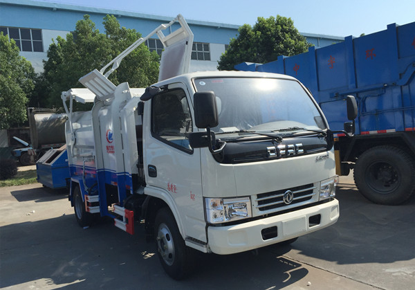 東風(fēng)多利卡6方側(cè)裝壓縮式垃圾車