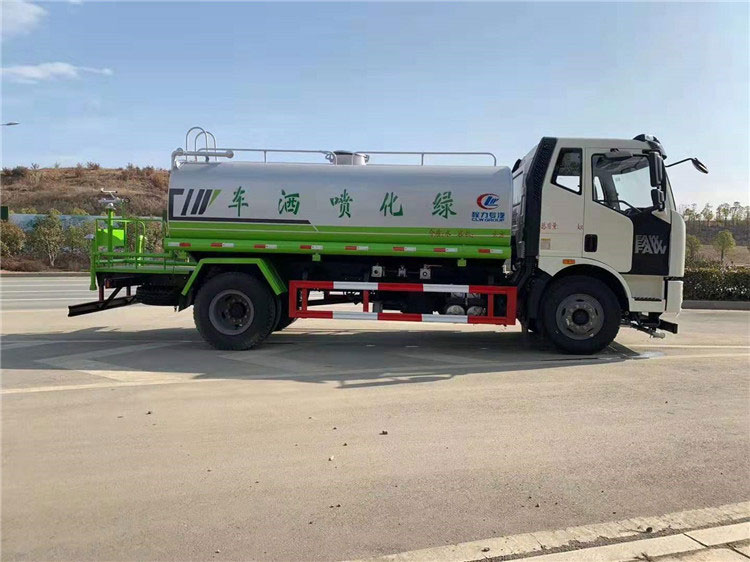 一汽解放灑水車︱13噸灑水車