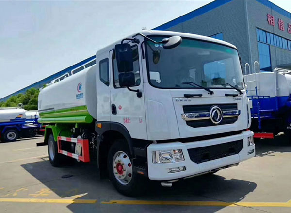 東風(fēng)D9多利卡灑水車(chē)︱15噸灑水車(chē)