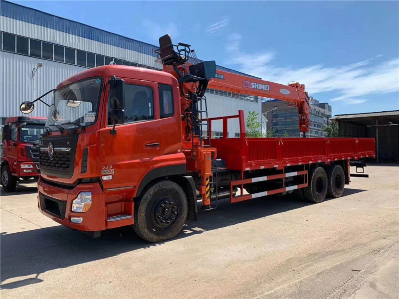 東風(fēng)天龍14噸工隨車(chē)吊