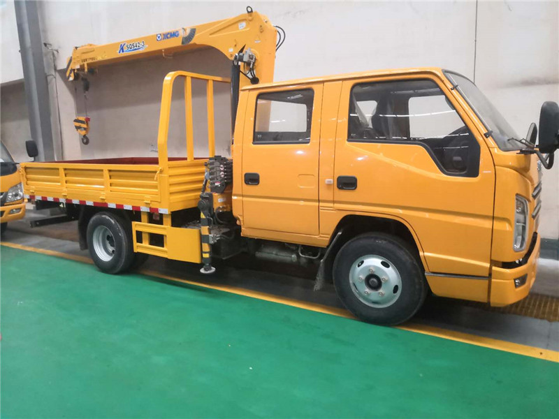 江鈴國六雙排座隨車吊