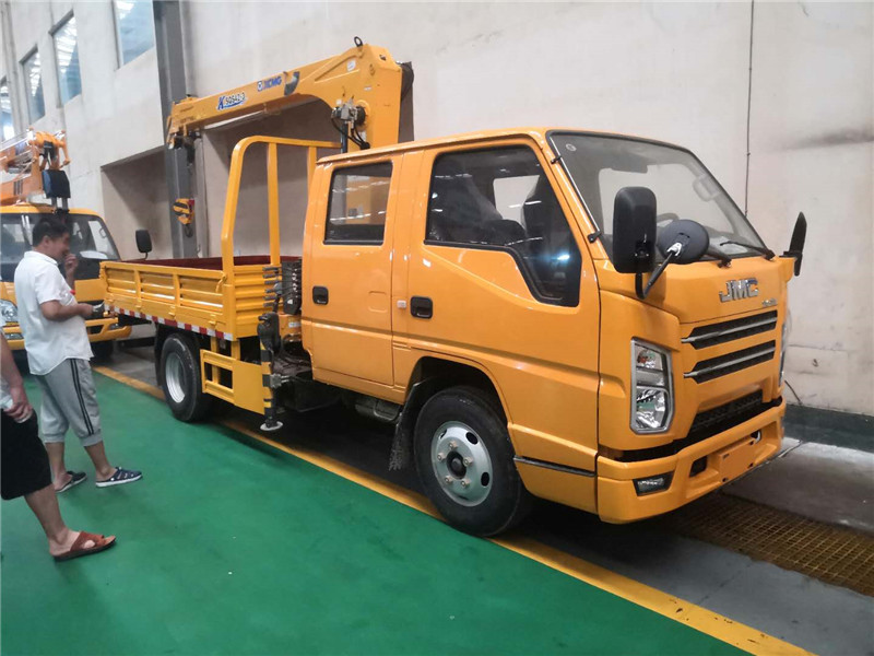 江鈴國六雙排座隨車吊