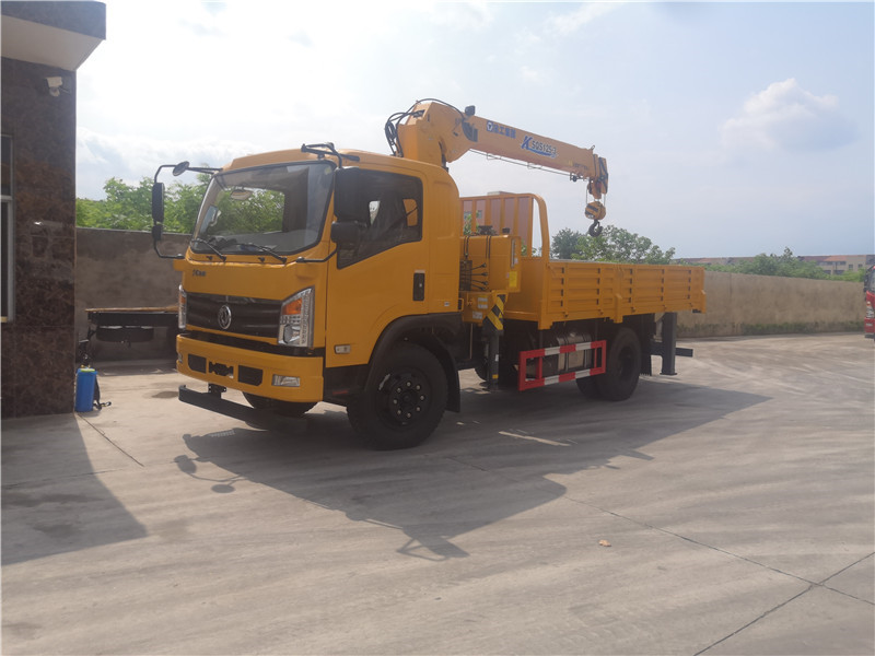 東風D912徐工6.3噸隨車吊