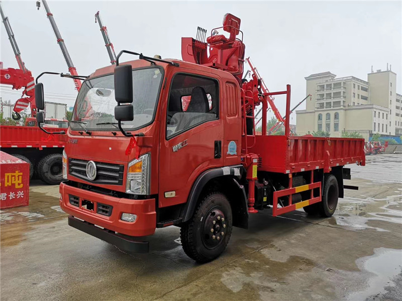 東風(fēng)D912折臂6.3噸隨車吊