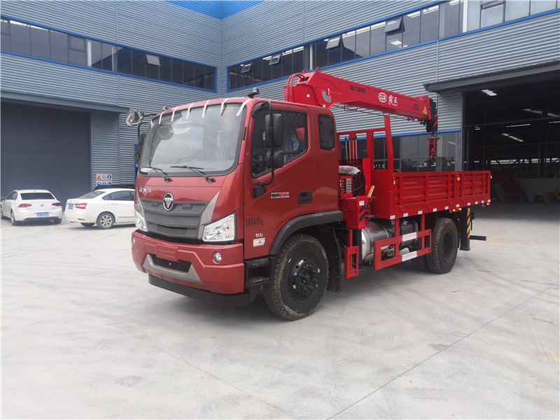 福田國六小黃牌霸王6.3噸隨車吊