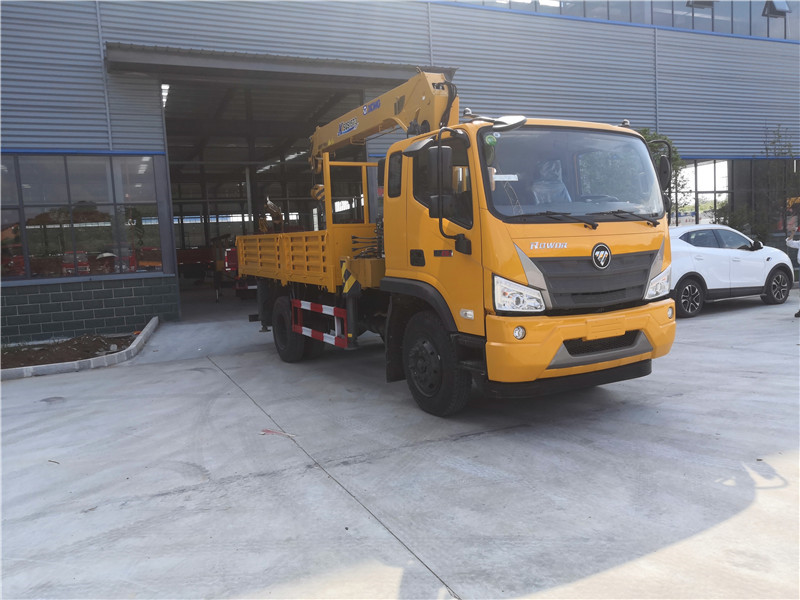 福田國六小黃牌徐工6.3噸隨車吊