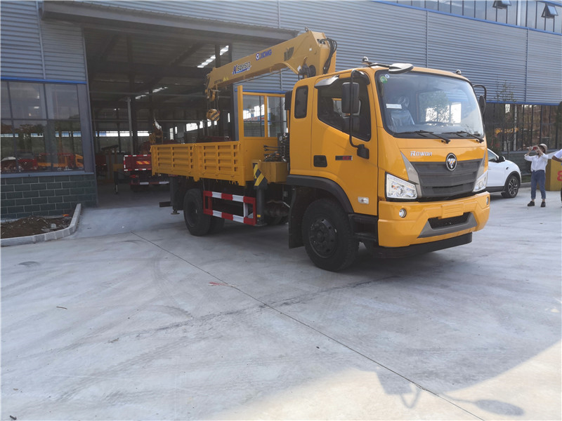 福田國六小黃牌徐工6.3噸隨車吊