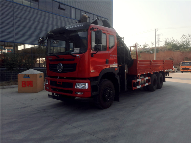 東風(fēng)T5 福曼折臂12噸隨車(chē)吊