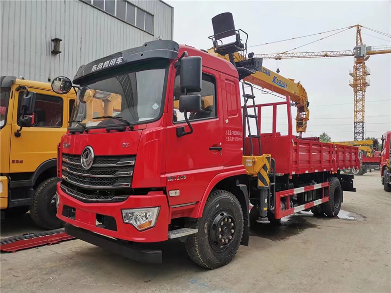 東風(fēng)暢行D3單橋8噸國(guó)六隨車(chē)吊