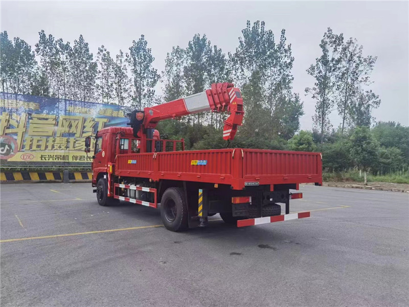 東風(fēng)F5程力8噸單橋國六隨車吊