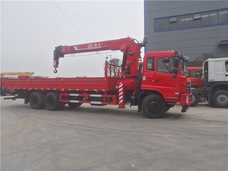 東風(fēng)T5后八輪徐工12噸隨車(chē)吊