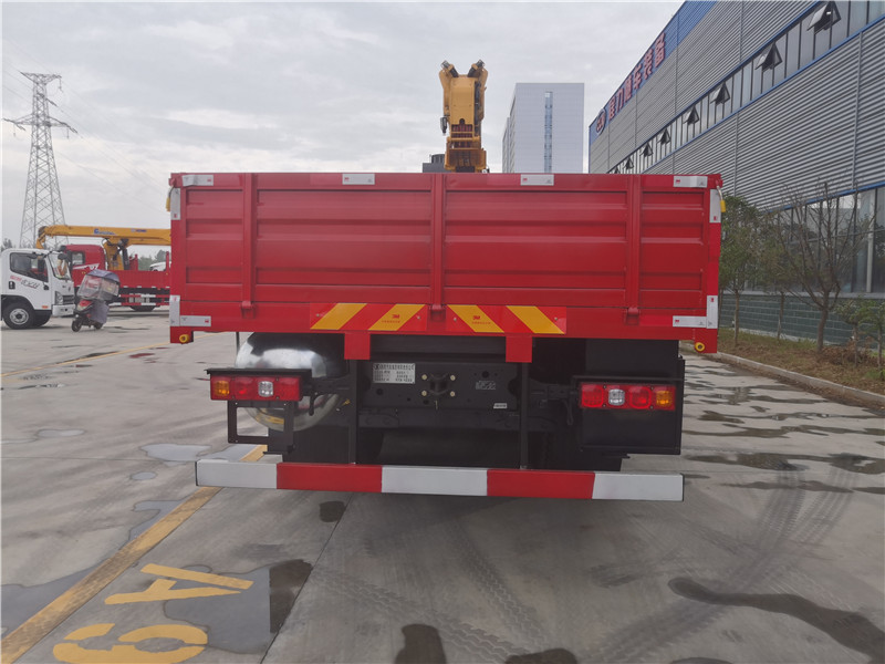 陜汽M3000前四后八14噸隨車(chē)吊