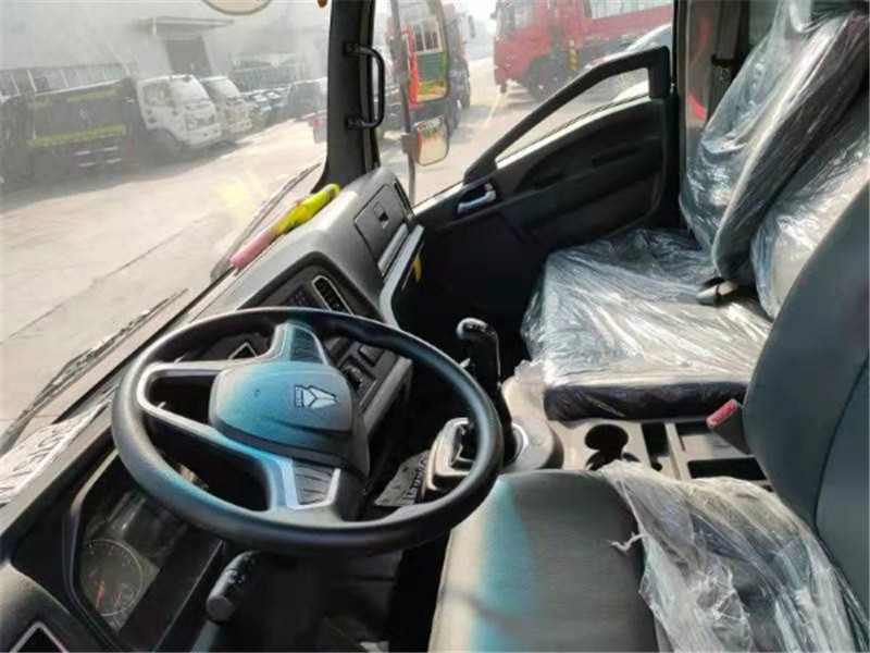 重汽豪曼國六小黃牌隨車吊