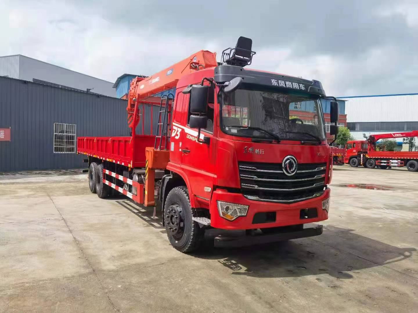 東風(fēng)D3后八輪石煤12噸隨車(chē)吊