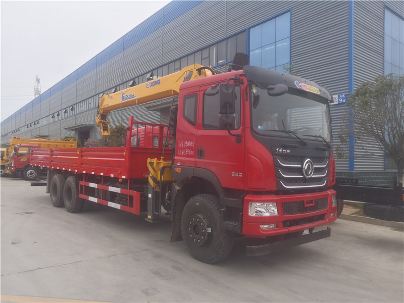 東風(fēng)T5后八輪徐工12噸隨車吊
