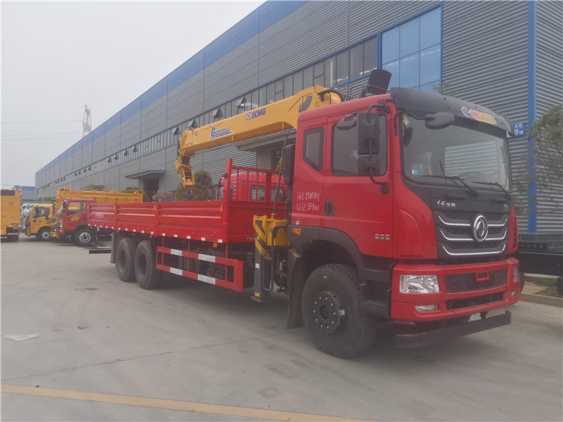 東風(fēng)T5后八輪徐工12噸隨車(chē)吊