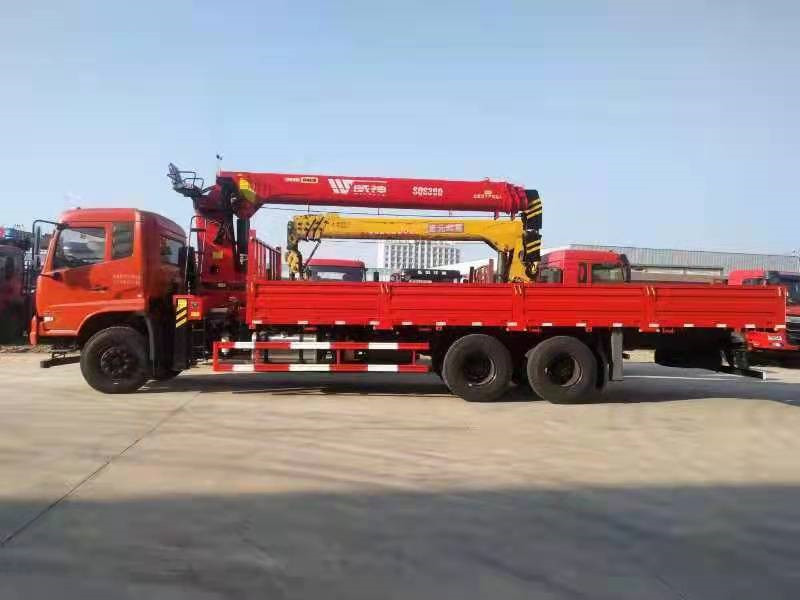 東風(fēng)天錦后八輪12噸隨車吊