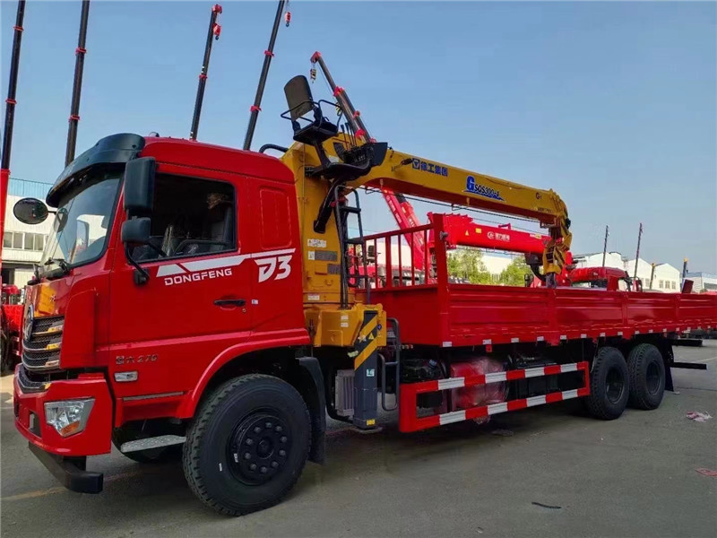 東風(fēng)D3后八輪徐工12噸隨車吊