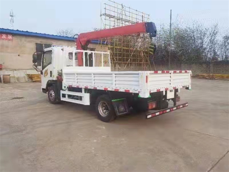 重汽豪曼藍牌4噸隨車吊