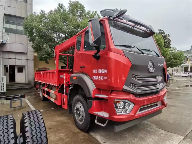 重汽豪瀚單橋8噸隨車吊