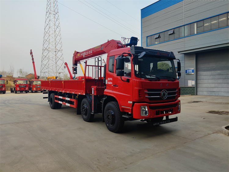 東風K5小三軸程力興威10噸隨車吊