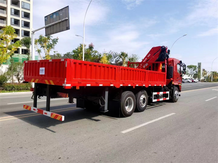 大運(yùn)提升橋折臂10噸隨車吊