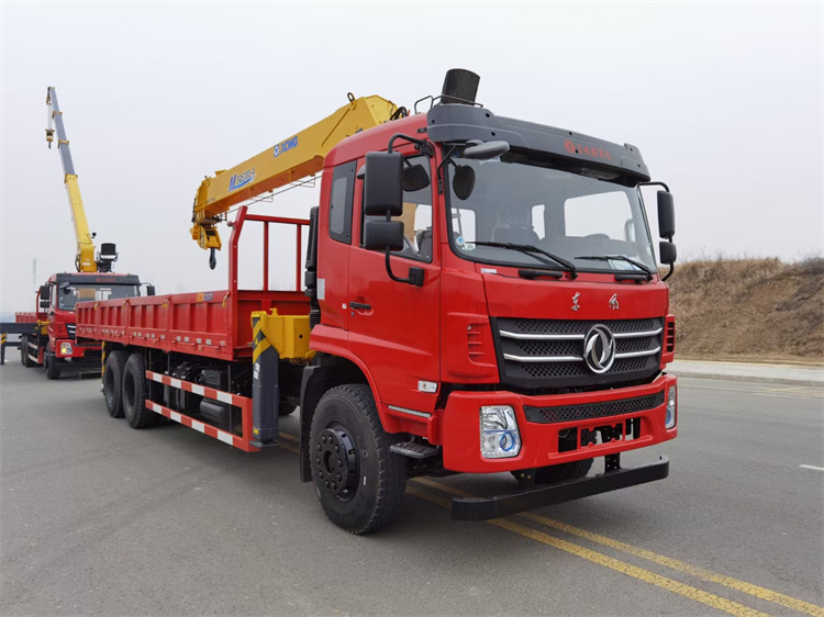 東風(fēng)K5后八輪徐工12M系列隨車(chē)吊