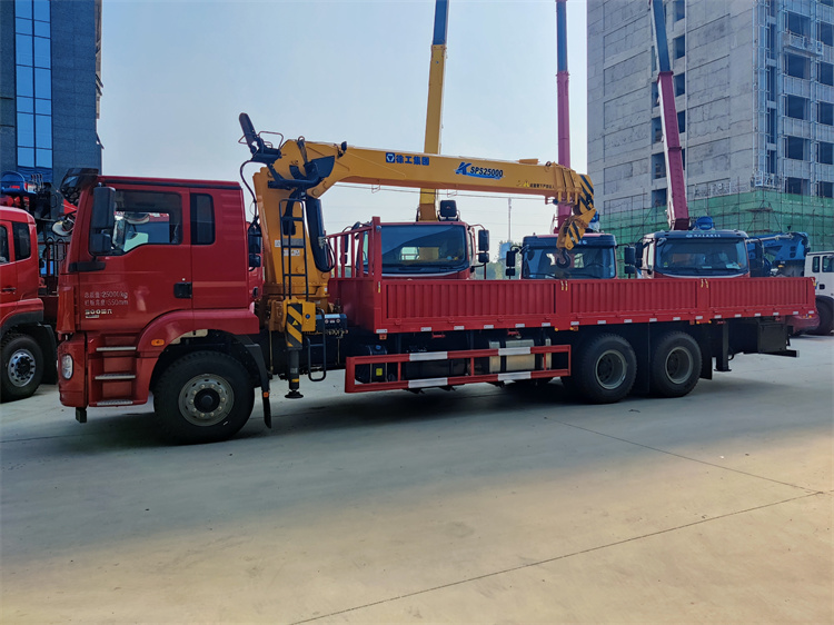 陜汽德龍后八輪12噸隨車吊