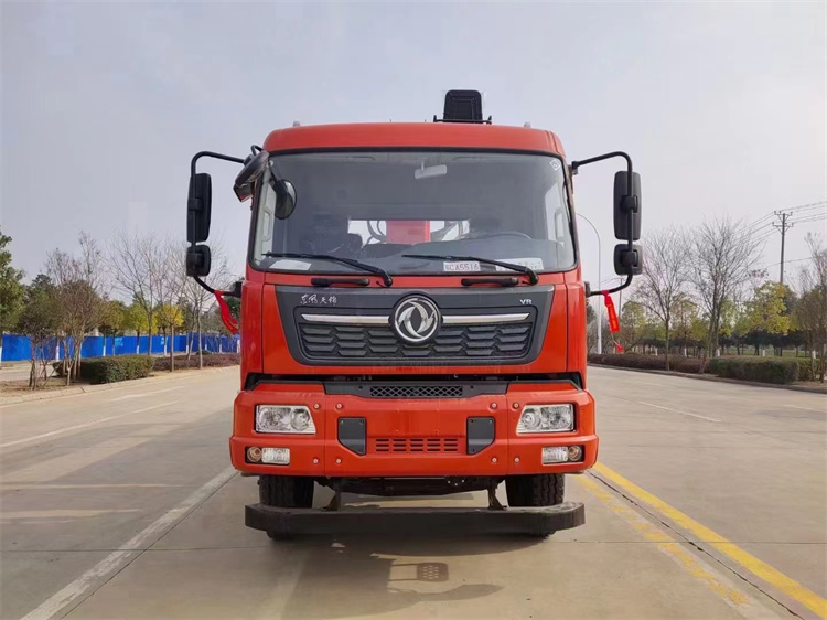 東風(fēng)天錦后八輪程力12噸隨車吊