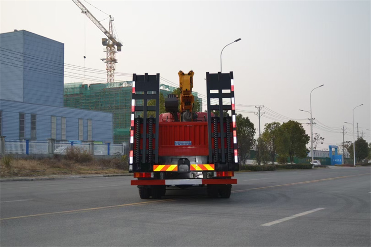 程力前四后八徐工14噸帶挖機(jī)板隨車吊