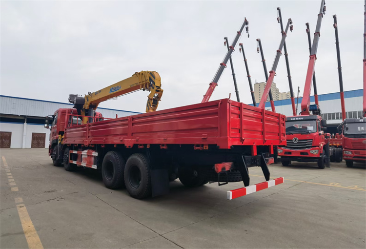東風(fēng)天龍前四后八14噸隨車吊