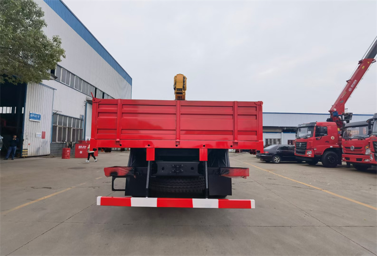 東風(fēng)天龍前四后八14噸隨車吊
